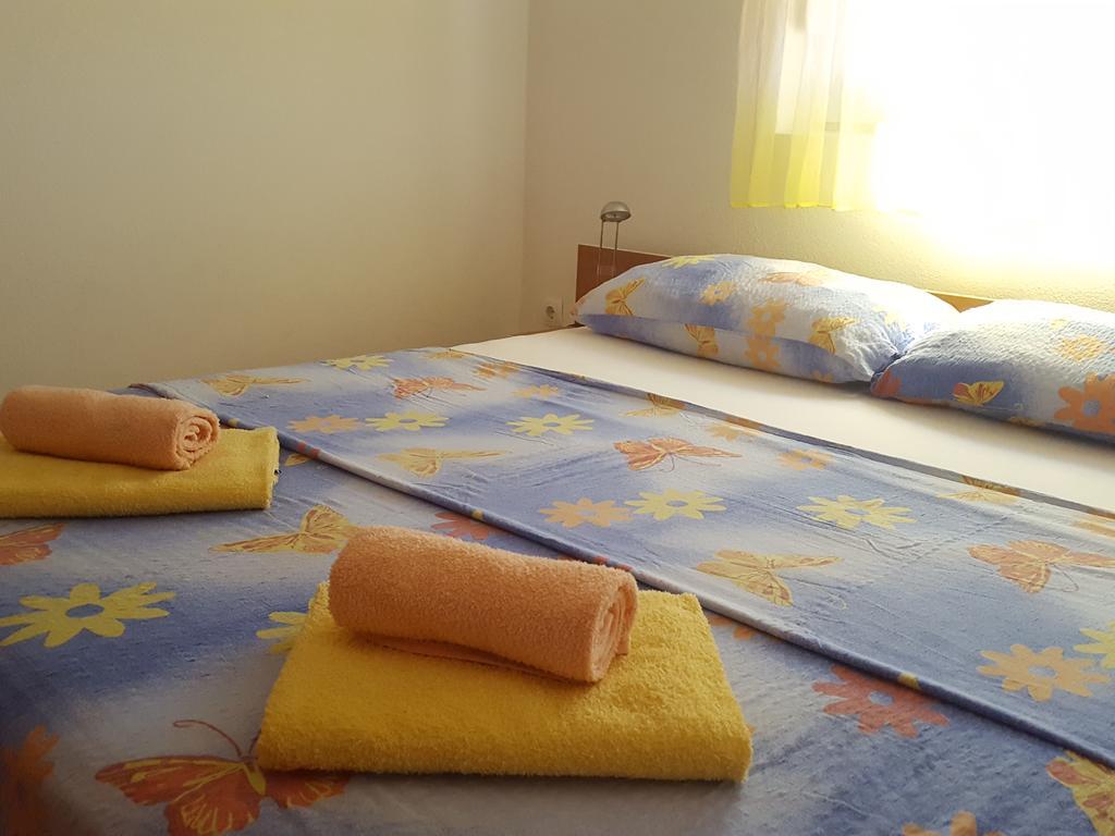 לופאר Apartments Mirakul מראה חיצוני תמונה