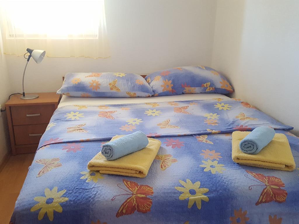 לופאר Apartments Mirakul מראה חיצוני תמונה