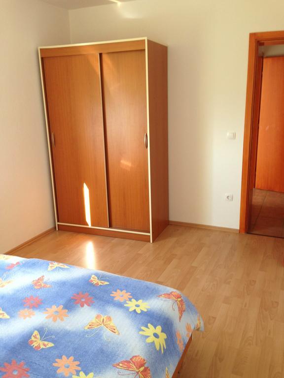 לופאר Apartments Mirakul מראה חיצוני תמונה