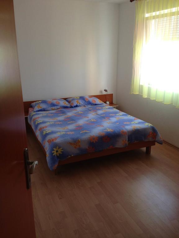 לופאר Apartments Mirakul מראה חיצוני תמונה