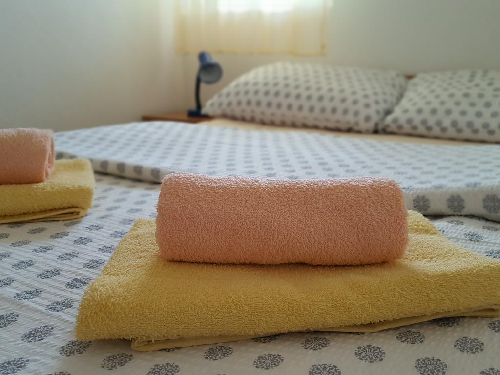 לופאר Apartments Mirakul מראה חיצוני תמונה