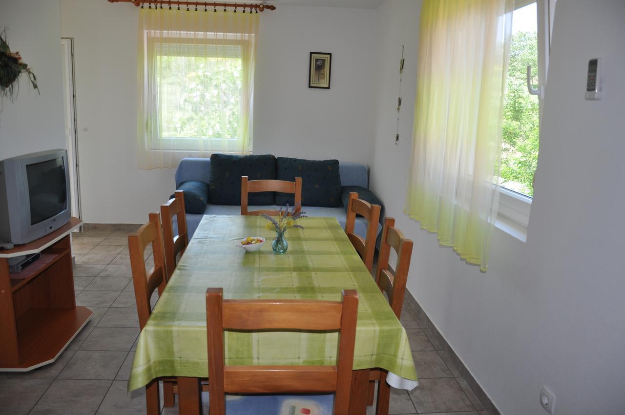 לופאר Apartments Mirakul מראה חיצוני תמונה
